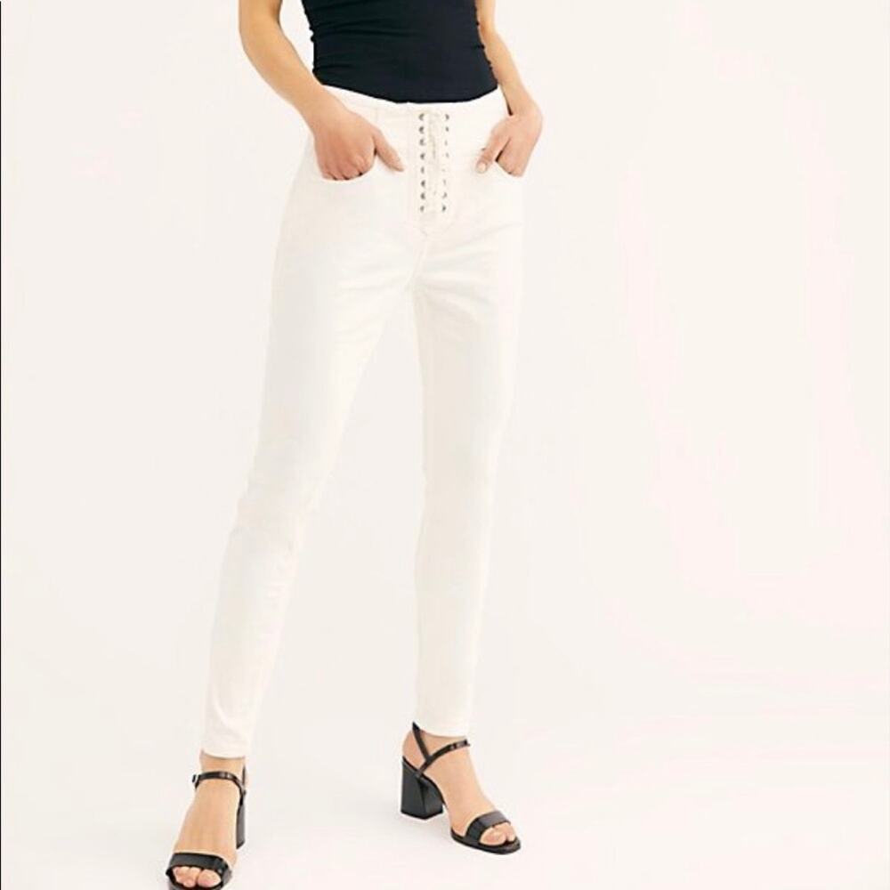 Free People CRVY High Rise Lace Up Skinny Jeans White Size 35